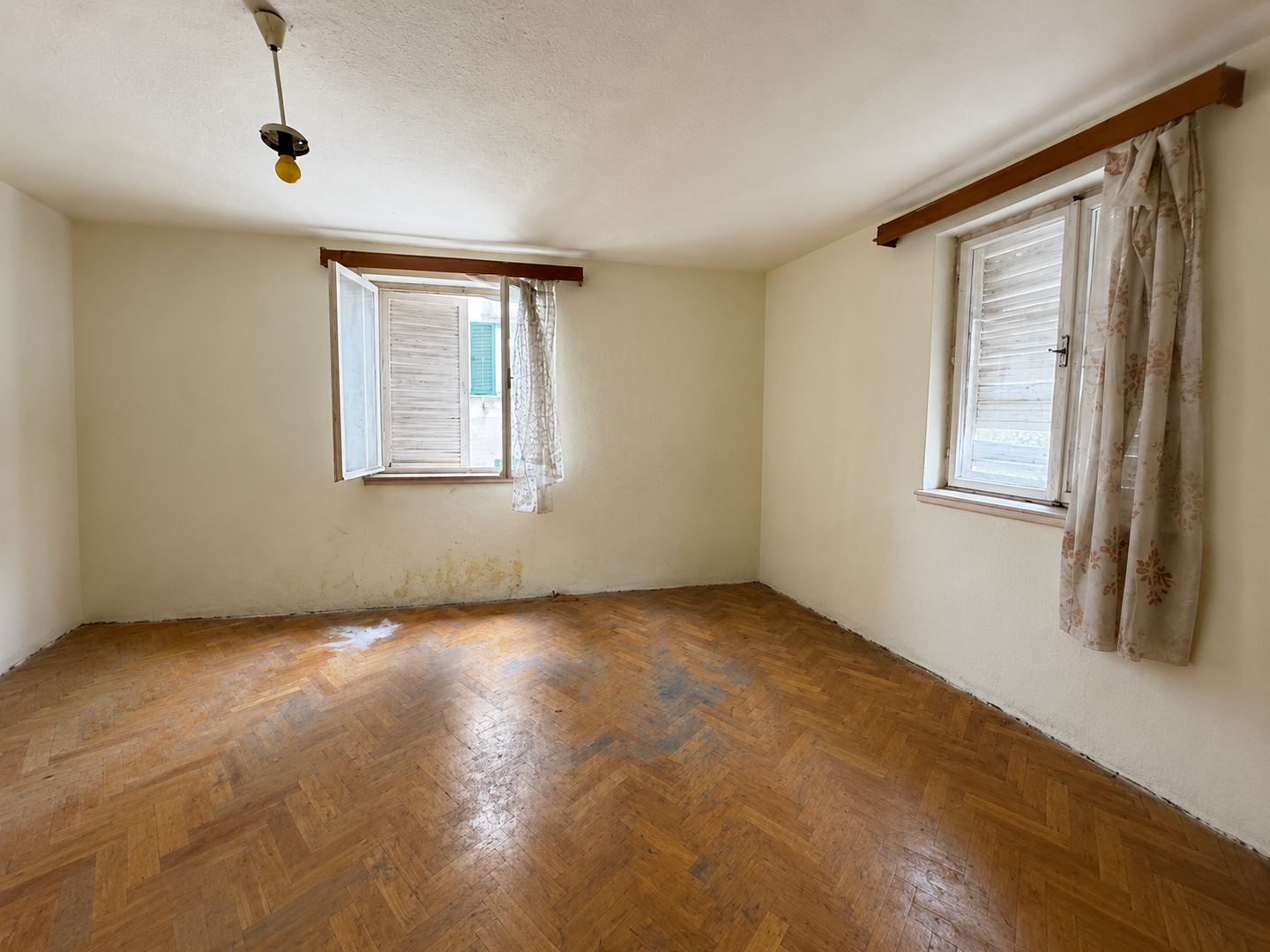 Soba 1 na drugom katu, 14,74 m², fotografija 3
