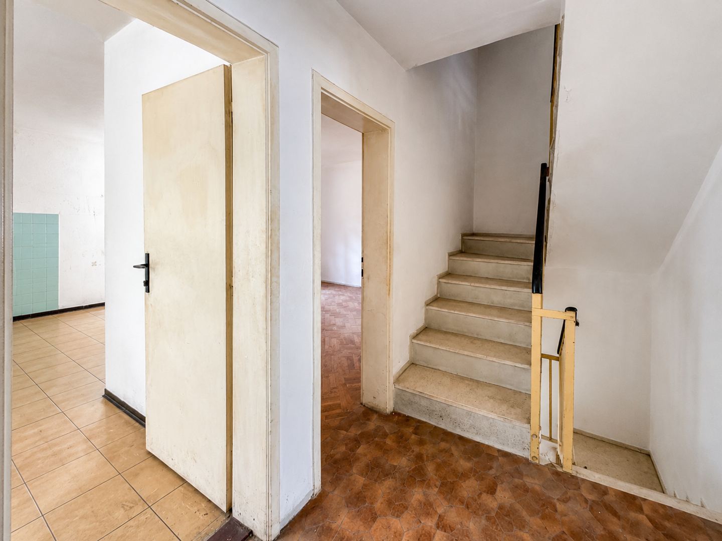 Stubište i podest, 6,95 m²