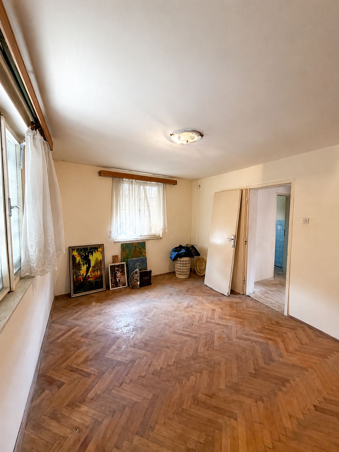 Soba 1 na prvom katu, 14,74 m², fotografija 3