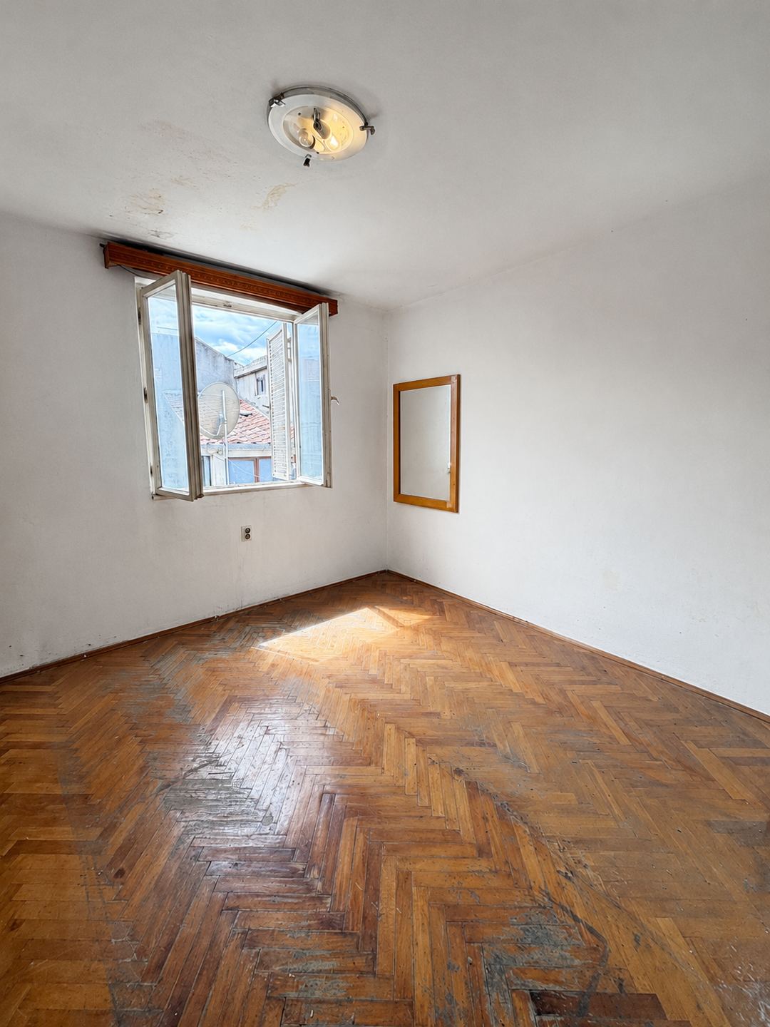 Soba 2 na prvom katu, 9,36 m², fotografija 2