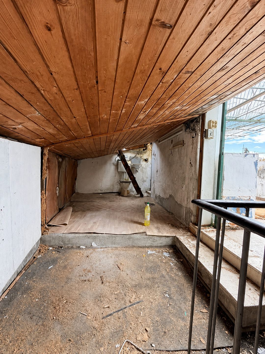 Tavansko spremište, 4,81 i 5,80 m²